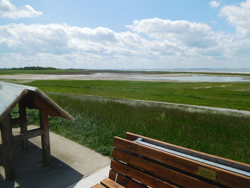 Am Campener Leuchtturm 1