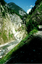 Wasserfall im Höhenbachtal