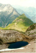Memminger Hütte, dahinter das Madautal